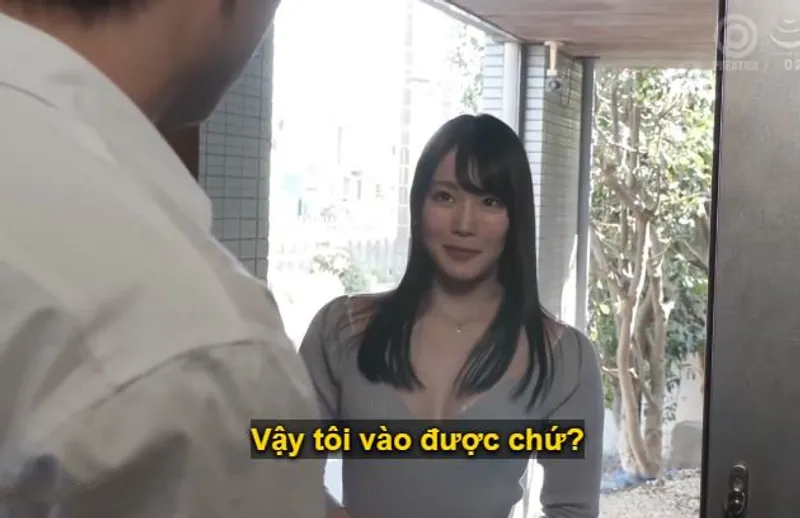 Người anh trai giàu sang bị cô em hàng xóm xinh tươi, đã lập gia đình với ông chồng mới dọn về, chủ động rủ rê quan hệ.